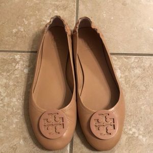 Tory Burch Minnie flats size 10 light oak
